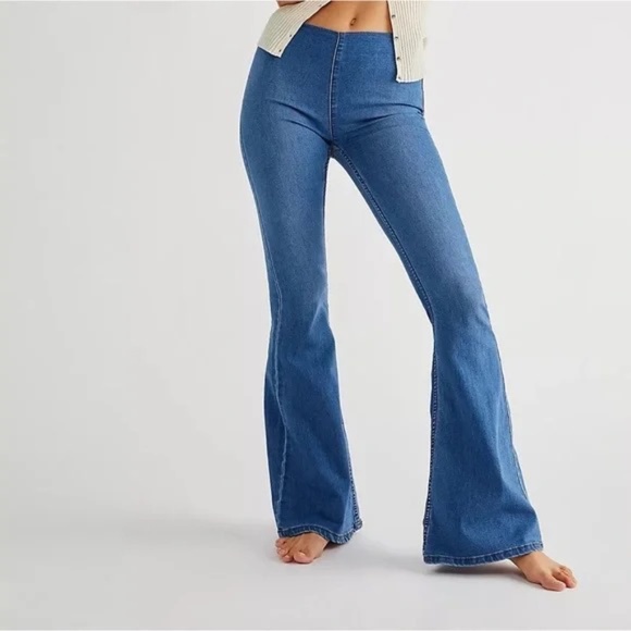 Free People Penny Pull-On Flare Jeans sz28 NWOT - Picture 1 of 12